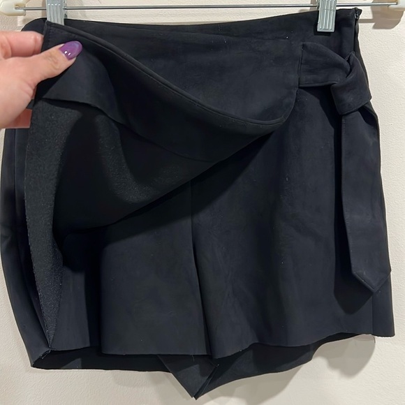 🔥ZARA sude skirt🔥 - Picture 4 of 7